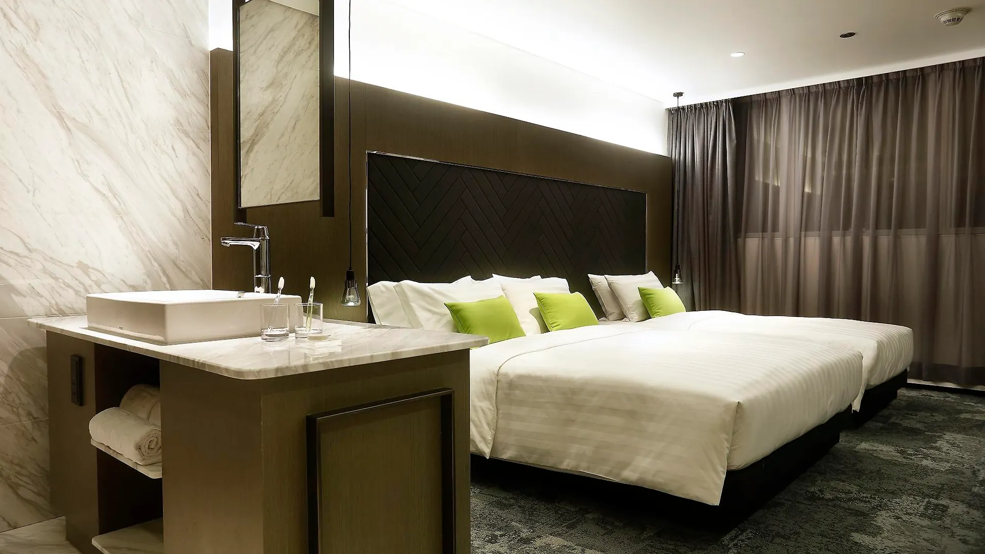 ****  Hotel Ease Tsuen Wan Hong Kong China