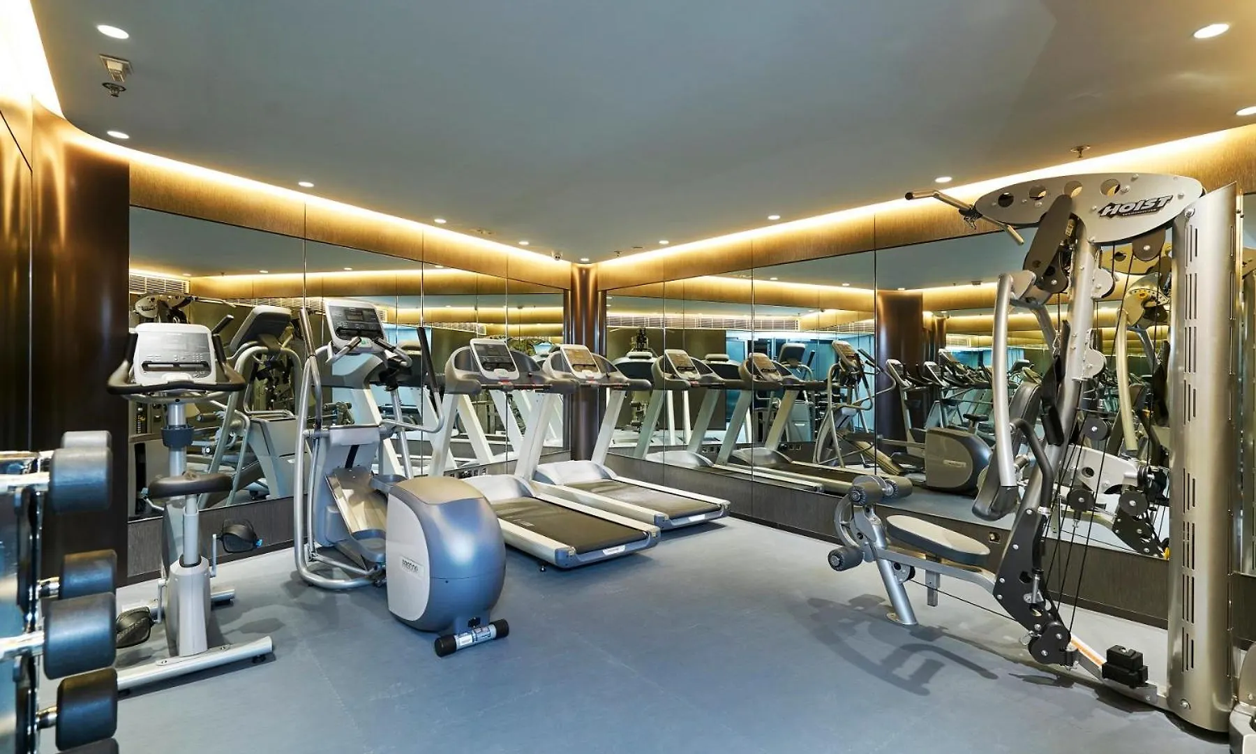 Hotel Ease Tsuen Wan Hong Kong