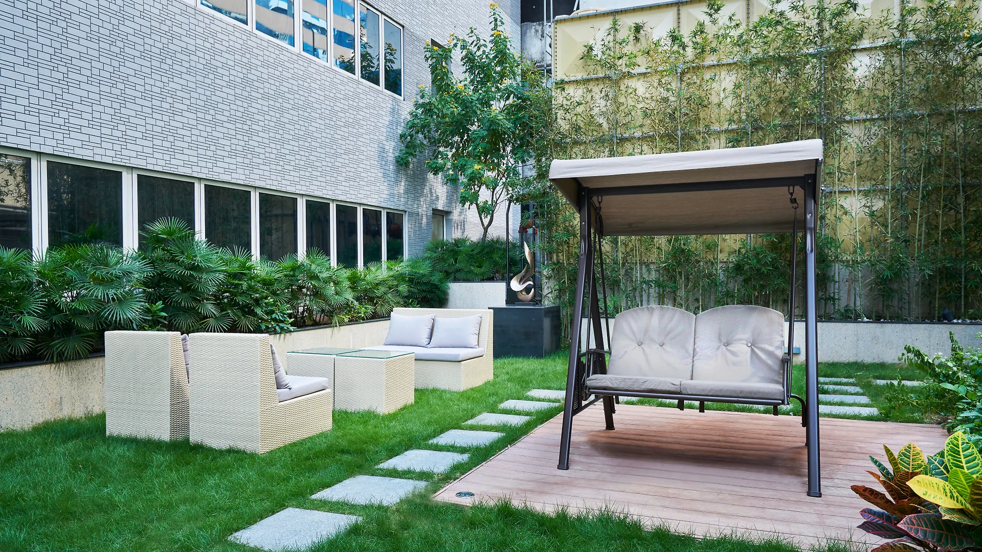 Hotel Ease Tsuen Wan Гонконг