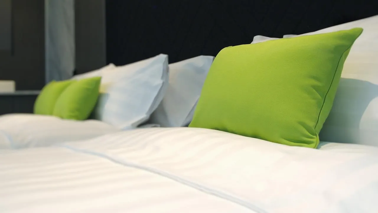 Hotel Ease Tsuen Wan Гонконг