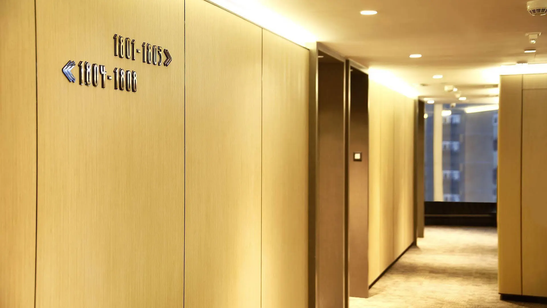 Hotel Ease Tsuen Wan Гонконг 4*,  Китай